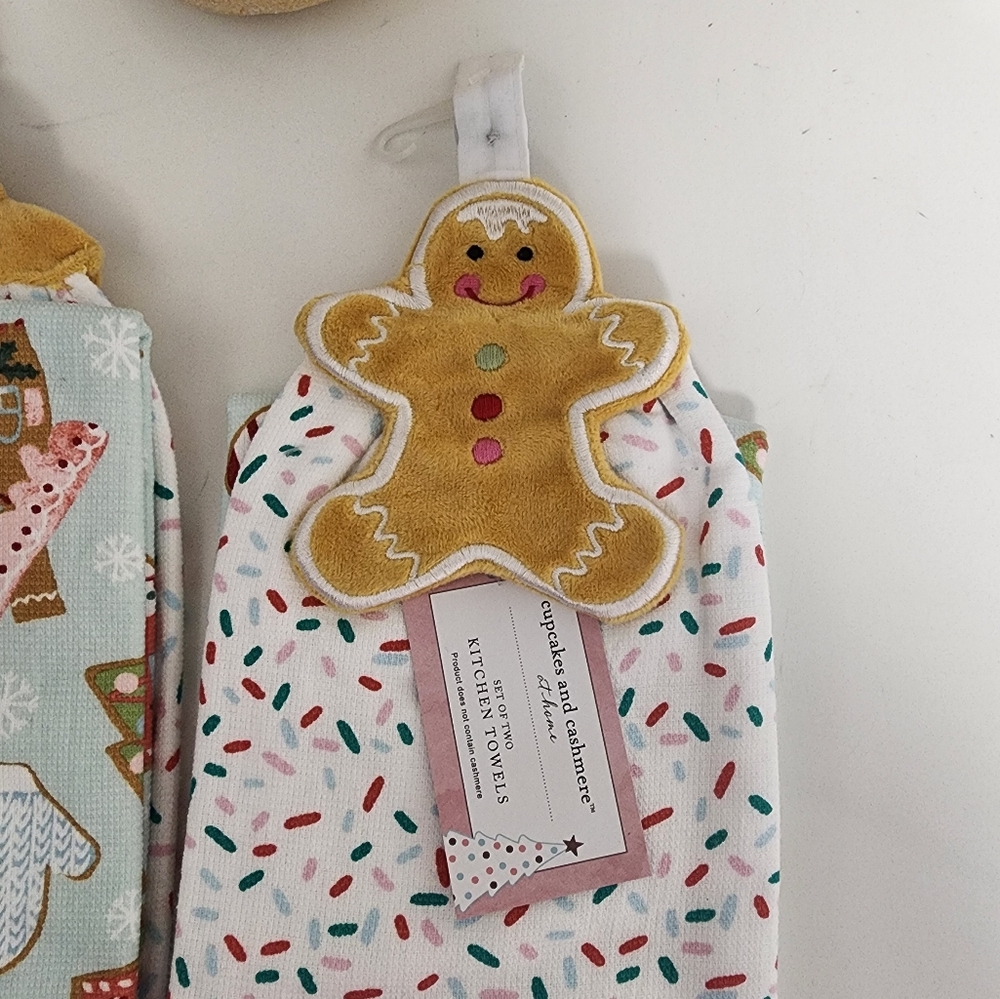 Gingerbread men kitchen towels